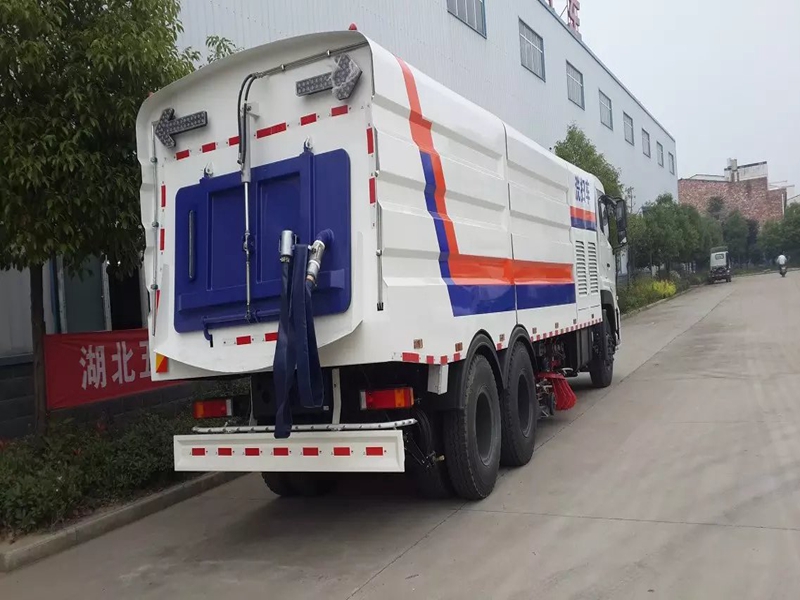 國五東風凱普特洗掃車