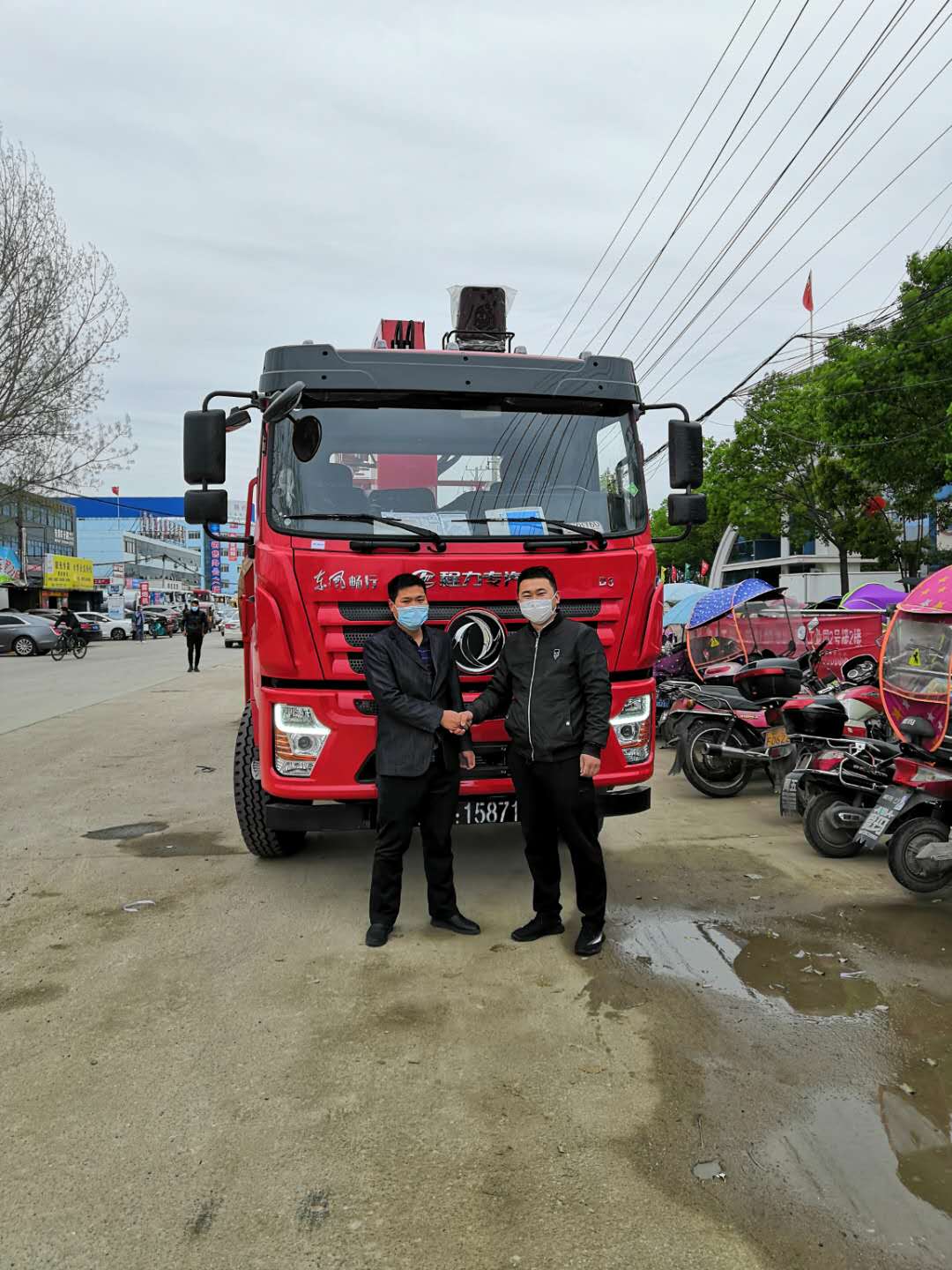 東風(fēng)暢行D3L單橋8噸程力威龍隨車(chē)吊用過(guò)都說(shuō)好